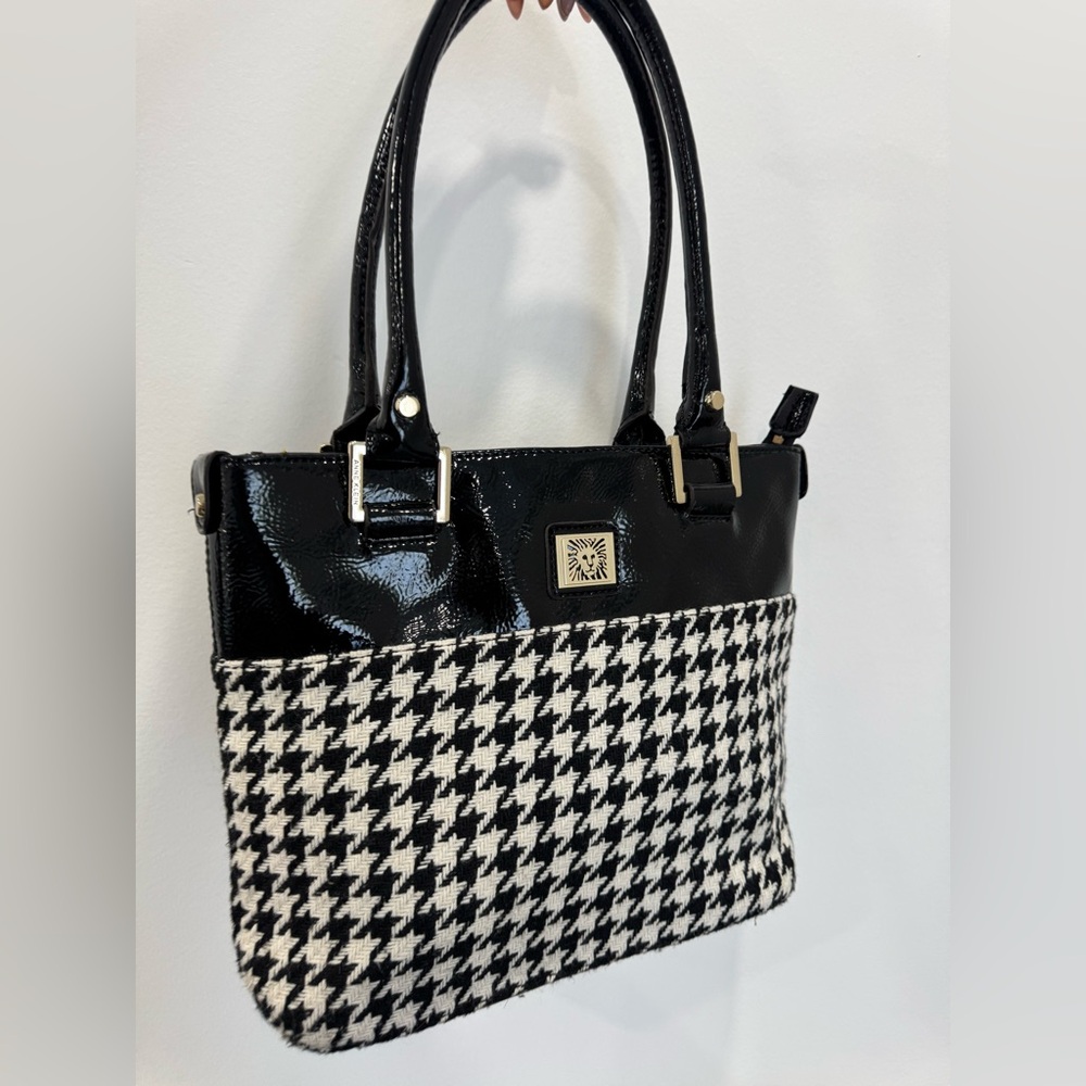 BRAND NEW Anne Klein leather bag
